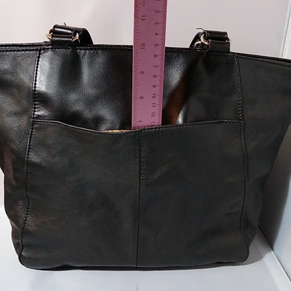 Tignanello black leather shoulder  bag with tassel - Picture 7 of 11